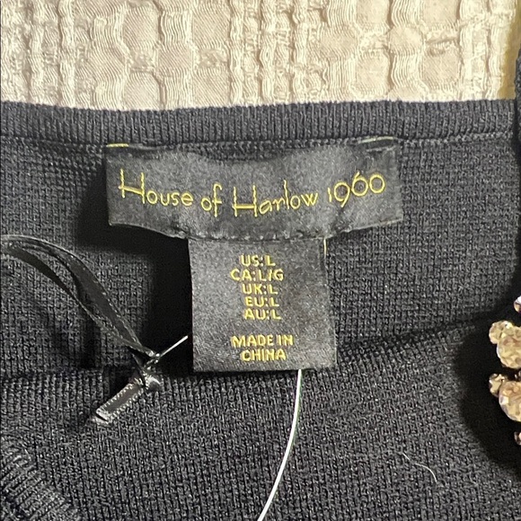 House of Harlow 1960 Black Camisole with Embellished Straps - Picture 2 of 6